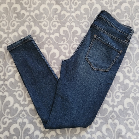 Forever 21 jeans, Dark denim, fading Skinny ripped Size 27, high-waisted - Picture 4 of 11